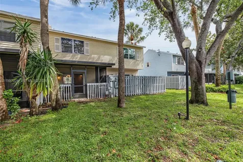 85 SW 3rd Street Pompano Beach FL 33060
