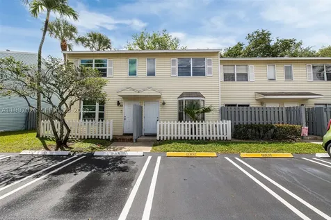 85 SW 3rd Street Pompano Beach FL 33060