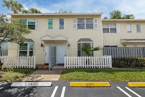 85 SW 3rd Street Pompano Beach FL 33060