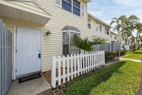85 SW 3rd Street Pompano Beach FL 33060