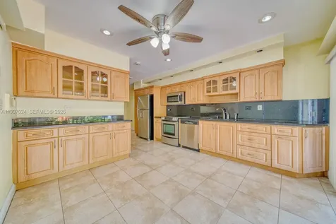 9961 SW 12th Street Miami FL 33174