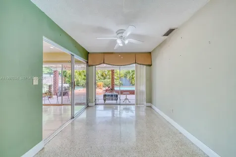 9961 SW 12th Street Miami FL 33174