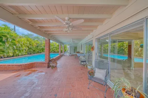9961 SW 12th Street Miami FL 33174