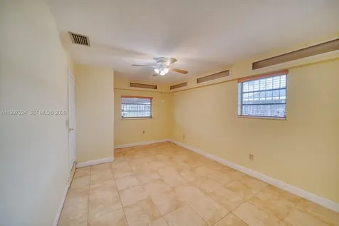 9961 SW 12th Street Miami FL 33174