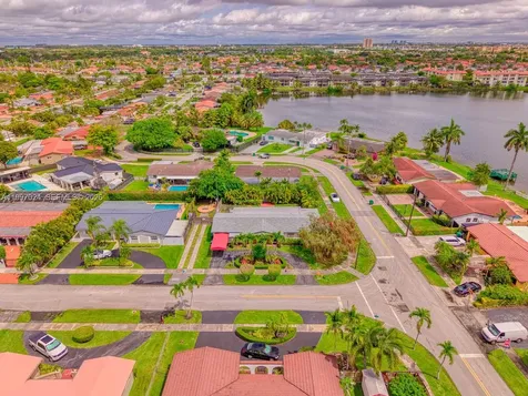 9961 SW 12th Street Miami FL 33174