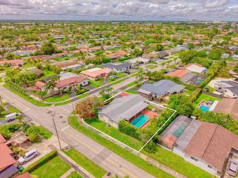 9961 SW 12th Street Miami FL 33174