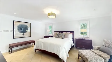 8860 SW 155th Terrace Palmetto Bay FL 33157