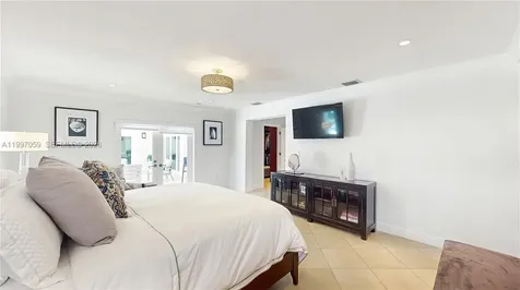 8860 SW 155th Terrace Palmetto Bay FL 33157