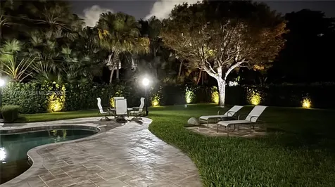 8860 SW 155th Terrace Palmetto Bay FL 33157