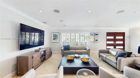 8860 SW 155th Terrace Palmetto Bay FL 33157