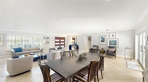 8860 SW 155th Terrace Palmetto Bay FL 33157
