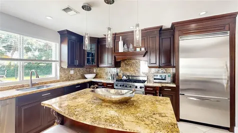 8860 SW 155th Terrace Palmetto Bay FL 33157