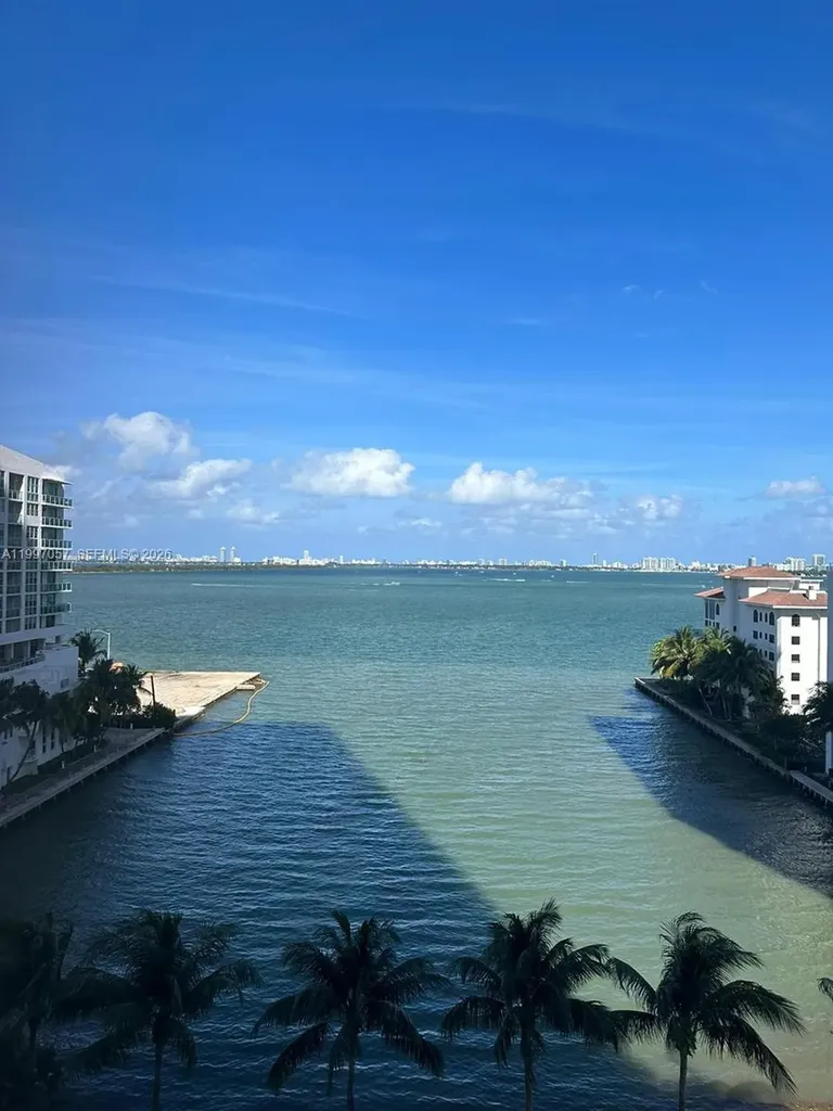 460 NE 28th Street Miami FL 33137