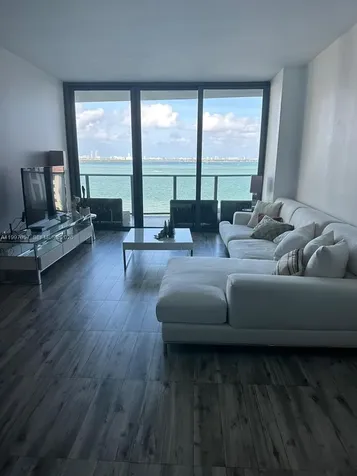 460 NE 28th Street Miami FL 33137