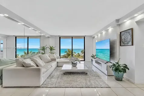 6061 Collins Avenue Miami Beach FL 33140