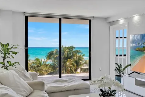 6061 Collins Avenue Miami Beach FL 33140