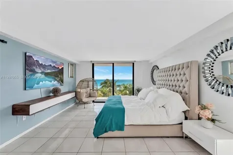 6061 Collins Avenue Miami Beach FL 33140