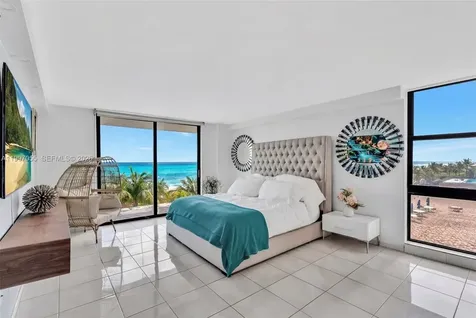 6061 Collins Avenue Miami Beach FL 33140