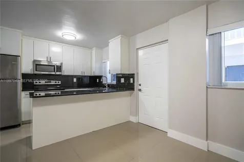 1986 Biarritz Drive Miami Beach FL 33141