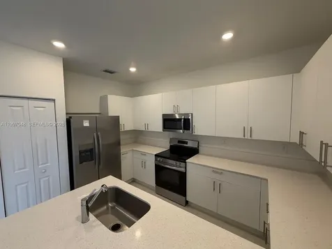 2659 SE 28th Drive Homestead FL 33035