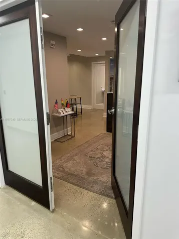 95 Merrick Way Coral Gables FL 33134