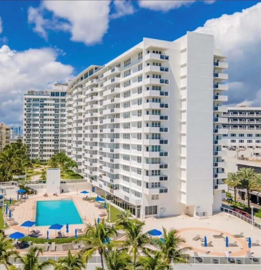 100 Lincoln Road Miami Beach FL 33139