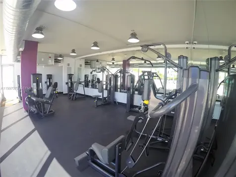 100 Lincoln Road Miami Beach FL 33139