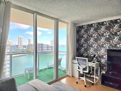 1155 Brickell Bay Drive Miami FL 33131