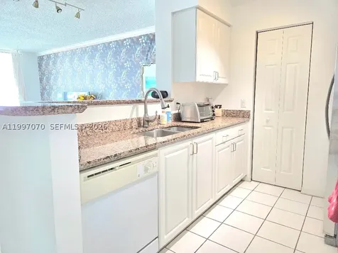 1155 Brickell Bay Drive Miami FL 33131
