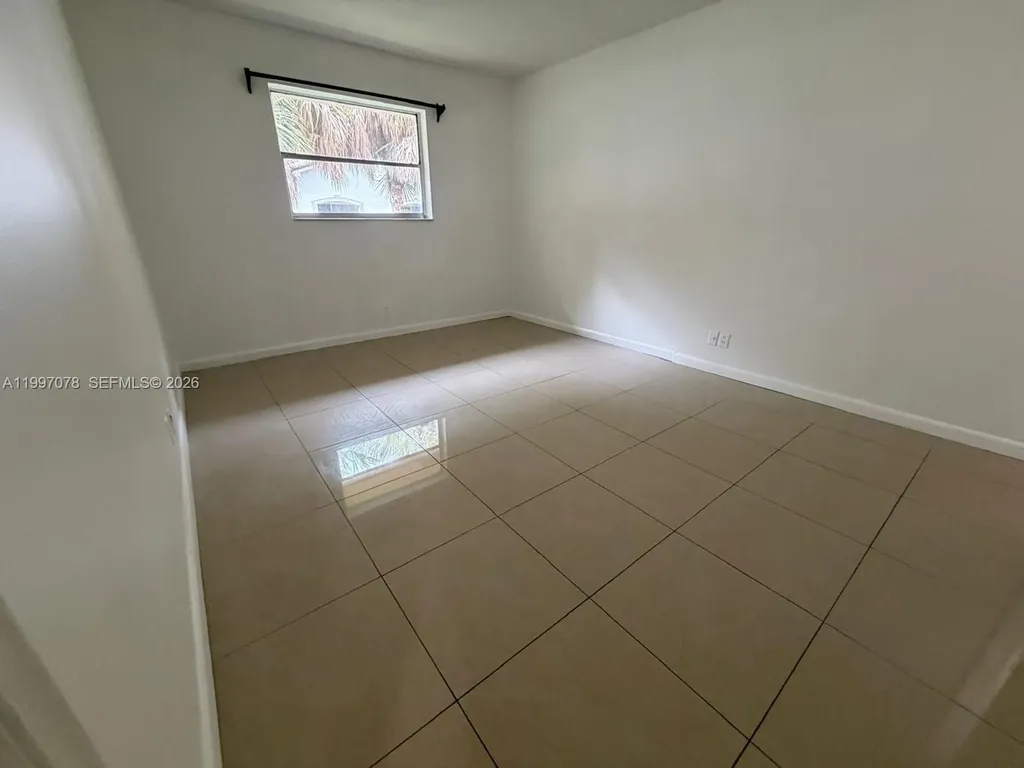8704 NW 35th Street Coral Springs FL 33065