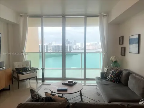 3330 NE 190th Street Aventura FL 33180
