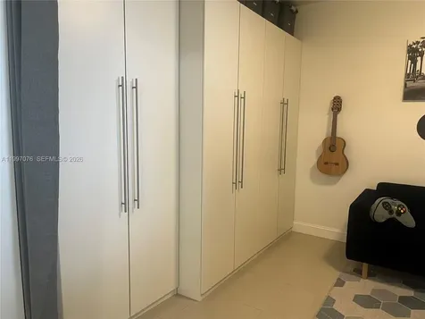 3330 NE 190th Street Aventura FL 33180