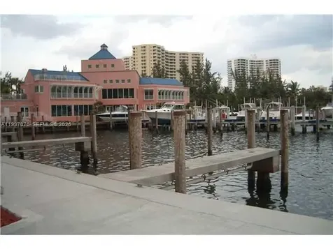 3330 NE 190th Street Aventura FL 33180