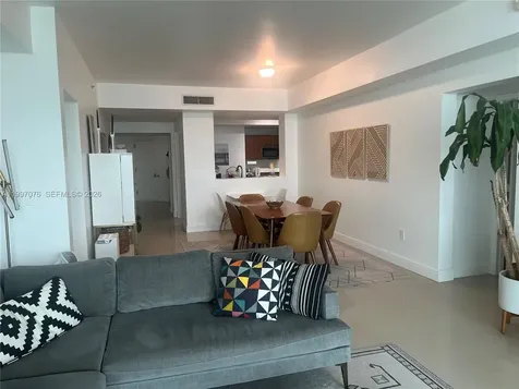 3330 NE 190th Street Aventura FL 33180