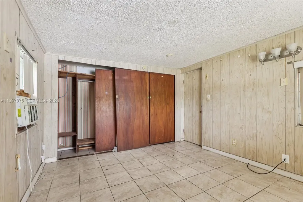 1611 NE 42nd Court Pompano Beach FL 33064