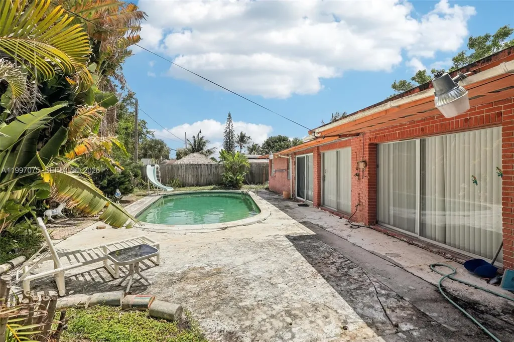 1611 NE 42nd Court Pompano Beach FL 33064