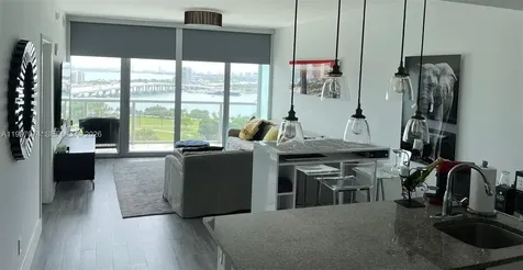 888 Biscayne Boulevard Miami FL 33132