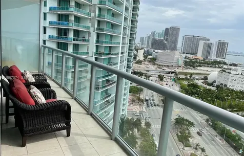 888 Biscayne Boulevard Miami FL 33132