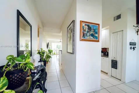 27 Royal Palm Way Boca Raton FL 33432