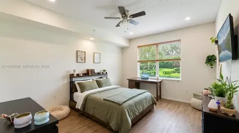 27 Royal Palm Way Boca Raton FL 33432