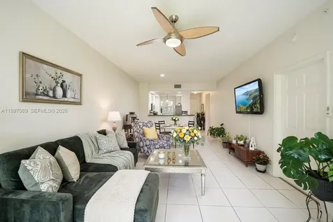 27 Royal Palm Way Boca Raton FL 33432