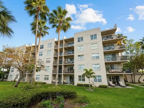 27 Royal Palm Way Boca Raton FL 33432
