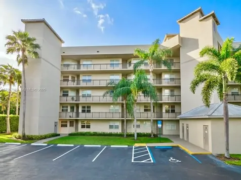 27 Royal Palm Way Boca Raton FL 33432