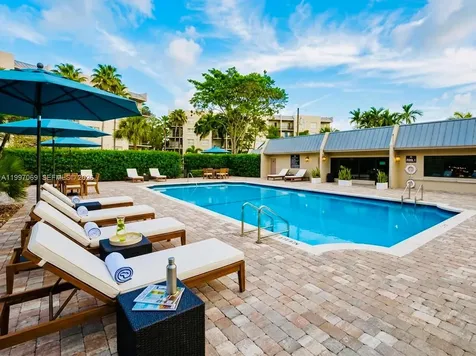 27 Royal Palm Way Boca Raton FL 33432