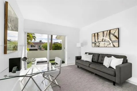 6832 Sunrise Court Coral Gables FL 33133