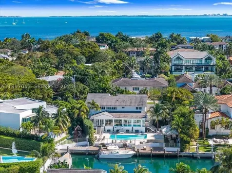 6832 Sunrise Court Coral Gables FL 33133