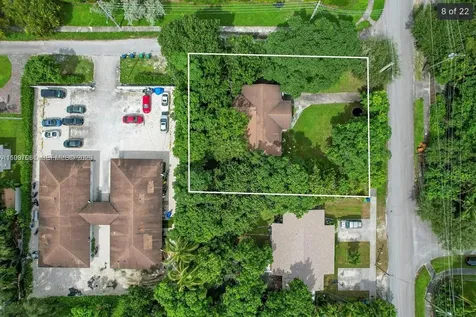 9156 NW 5th Avenue Miami FL 33150