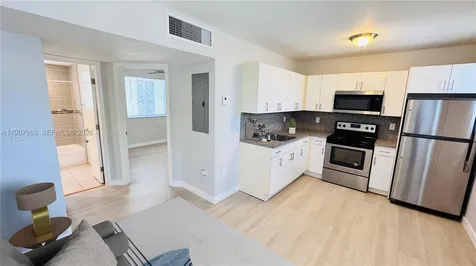 1737 NW 3rd Avenue Miami FL 33136