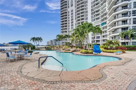 19101 NE 36th Court Aventura FL 33180