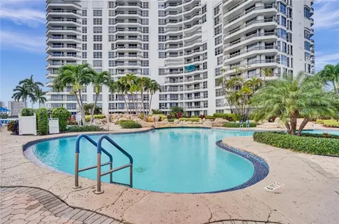 19101 NE 36th Court Aventura FL 33180